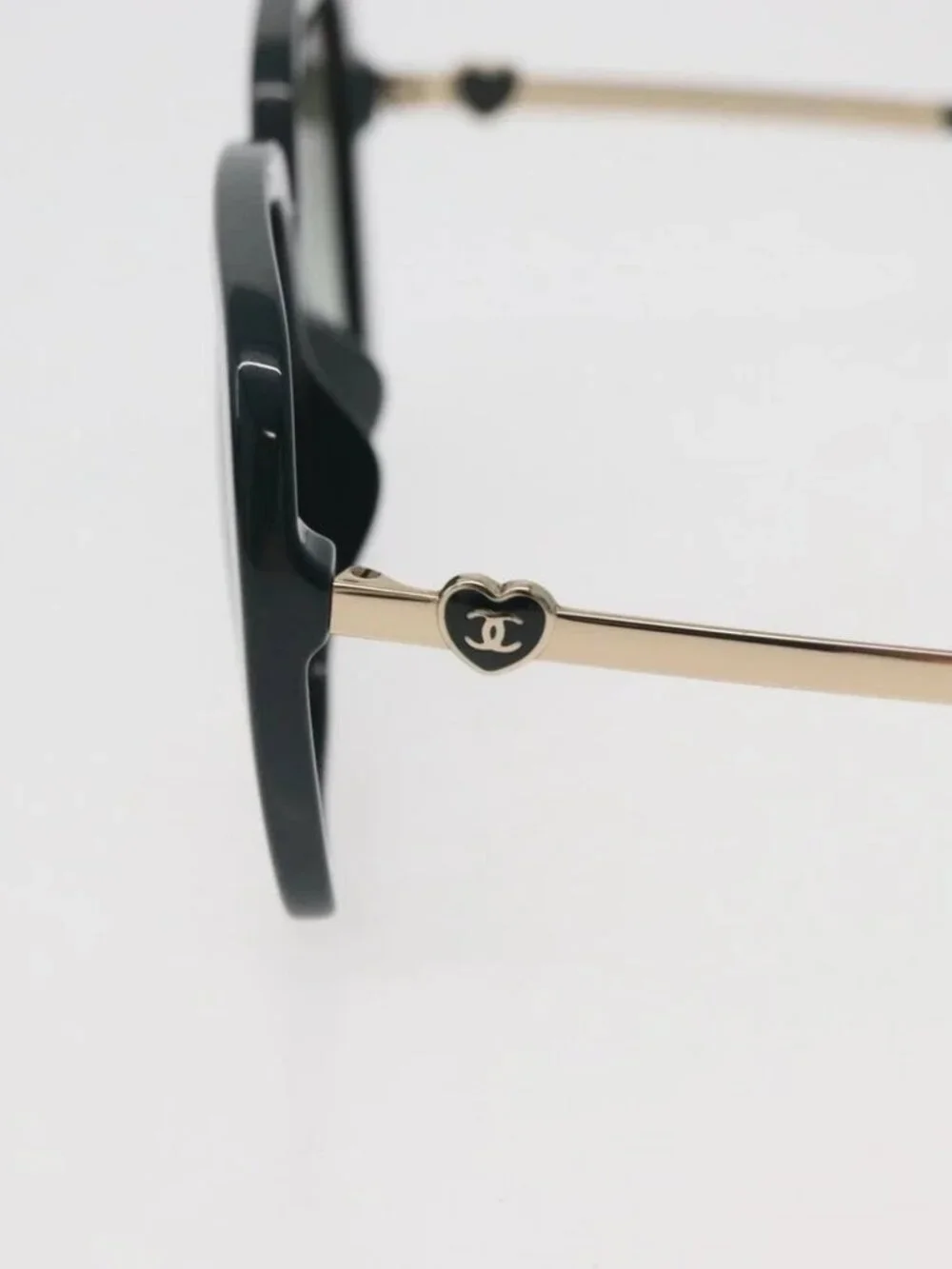 CHANEL Sunglasses plastic Green CC Auth BA12623M
